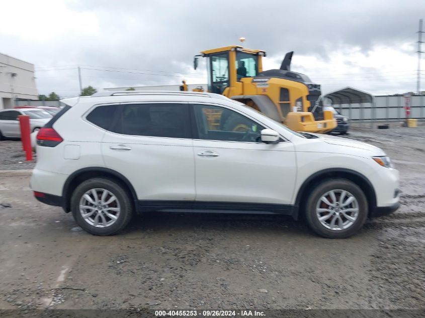 2017 Nissan Rogue Sv VIN: KNMAT2MT0HP556808 Lot: 40455253