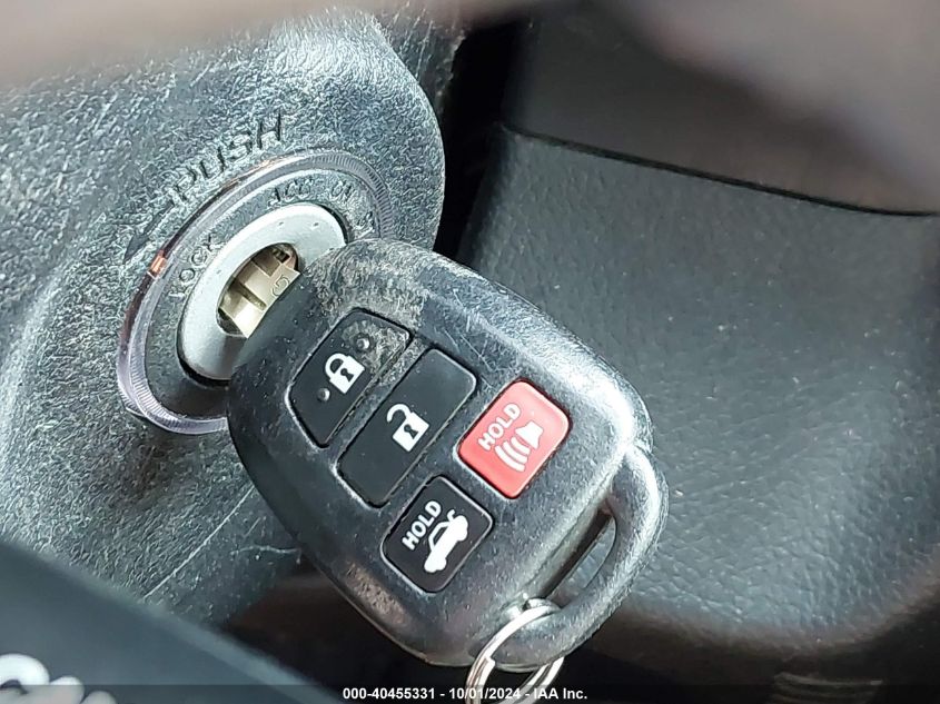 4T1BF1FK0EU743906 2014 Toyota Camry Se