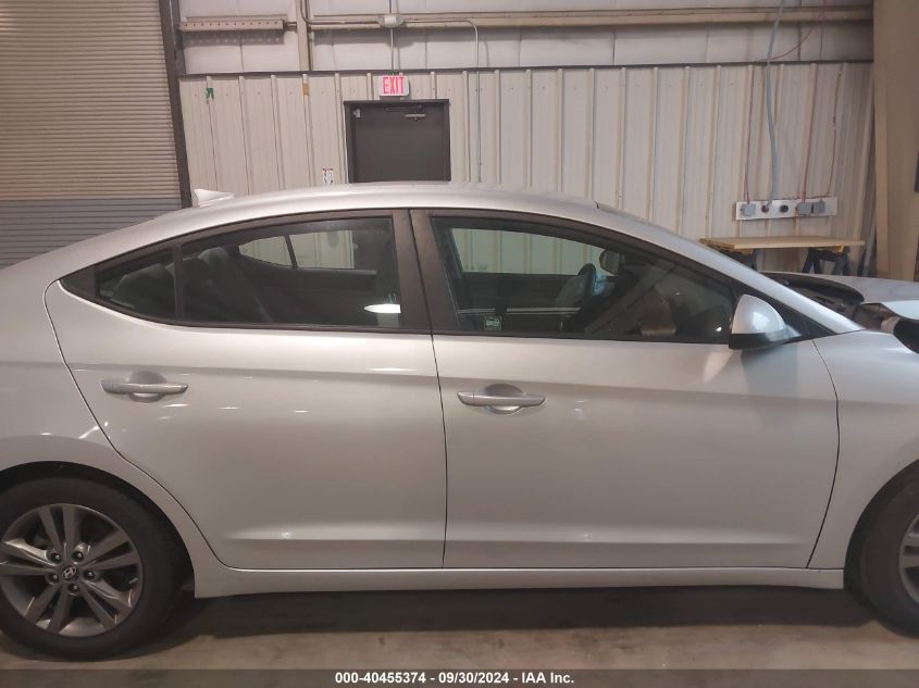 VIN 5NPD84LF4JH220778 2018 HYUNDAI ELANTRA SEL