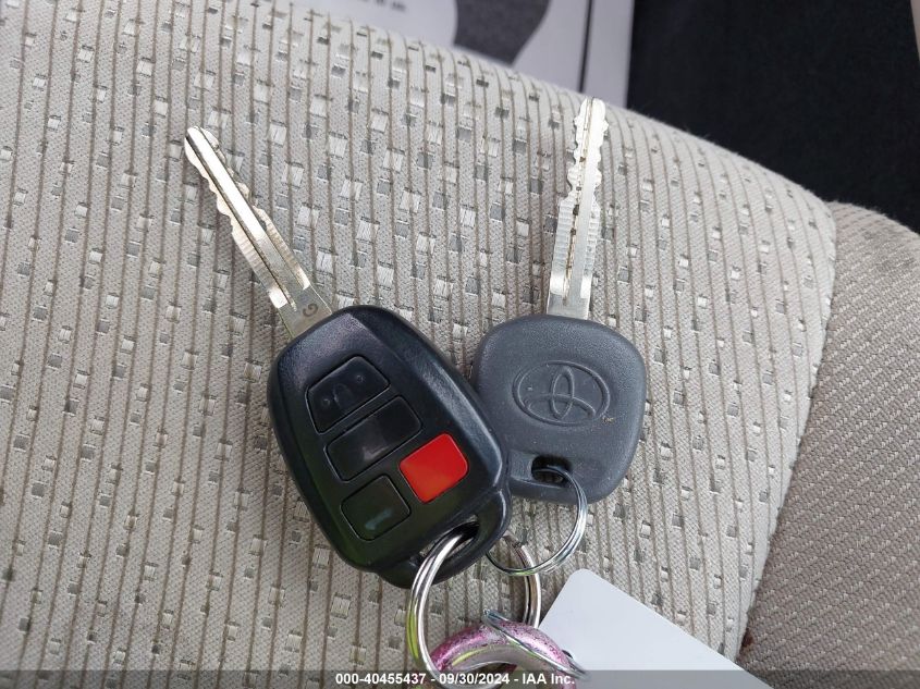 4T4BF1FK9ER398607 2014 Toyota Camry Le