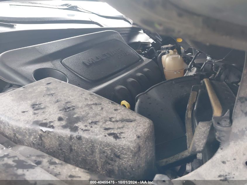 VIN 1C4PJMLB2KD252215 2019 JEEP CHEROKEE LATITUDE PLUS 4X4