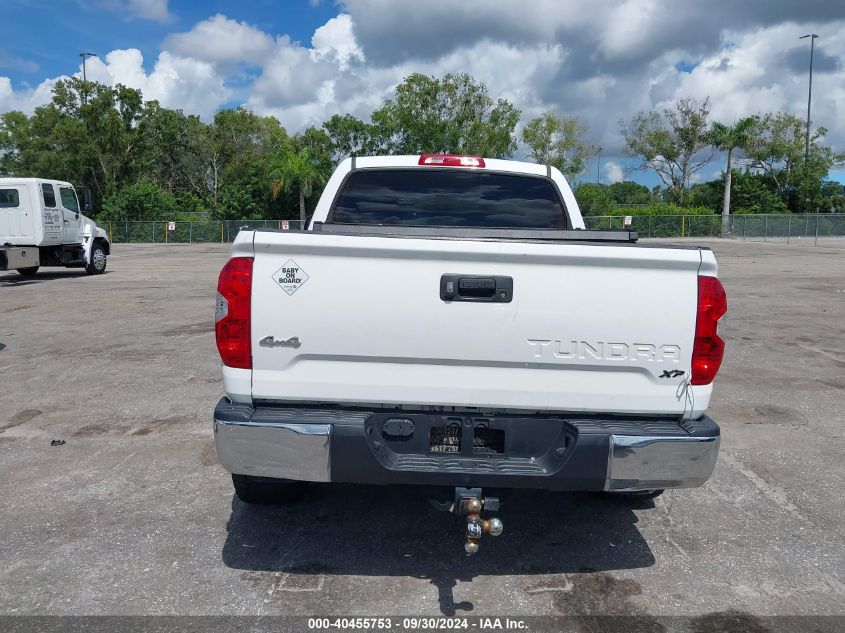 5TFDW5F12JX693711 2018 Toyota Tundra Sr5 5.7L V8