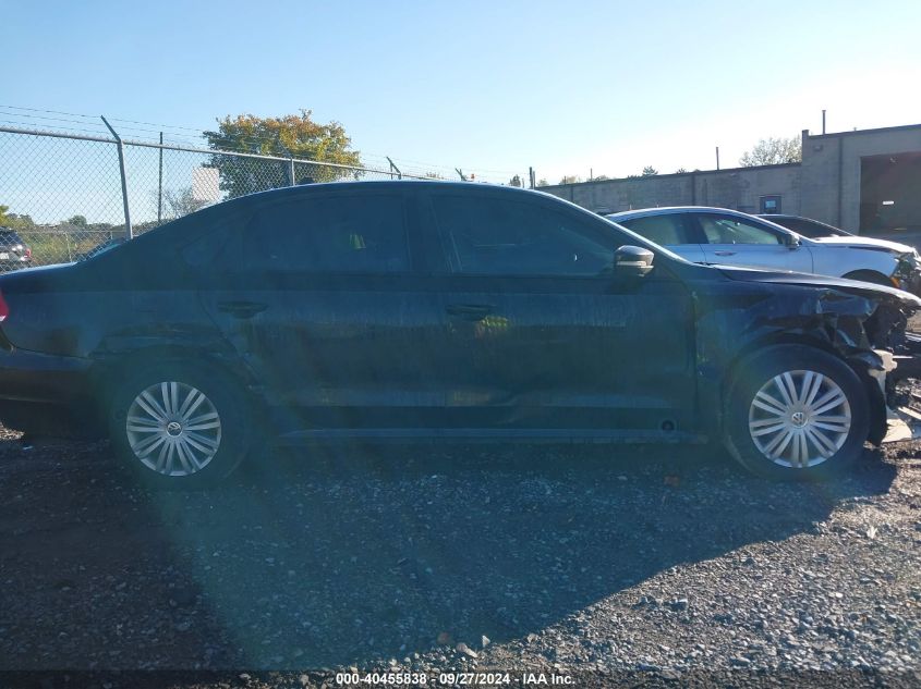 1VWAP7A39EC021451 2014 Volkswagen Passat 2.5L S