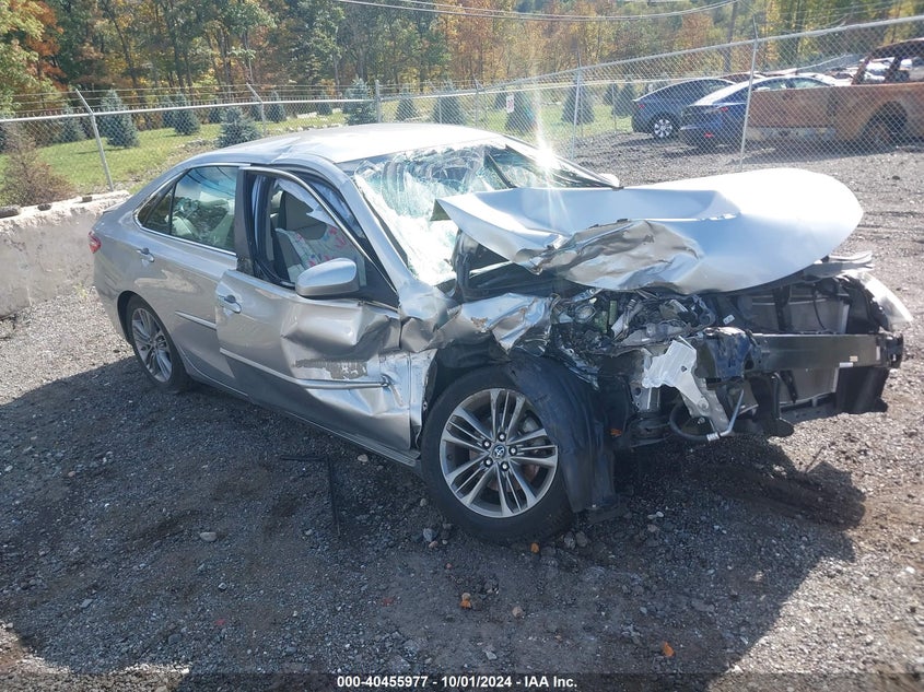 TOYOTA CAMRY SE 2017
