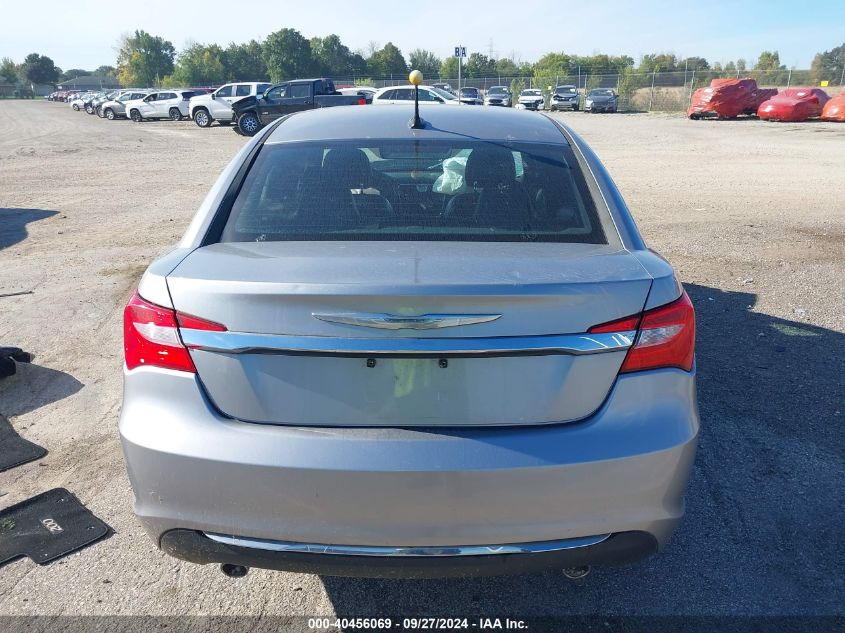 2013 Chrysler 200 Limited VIN: 1C3CCBCG2DN737089 Lot: 40456069