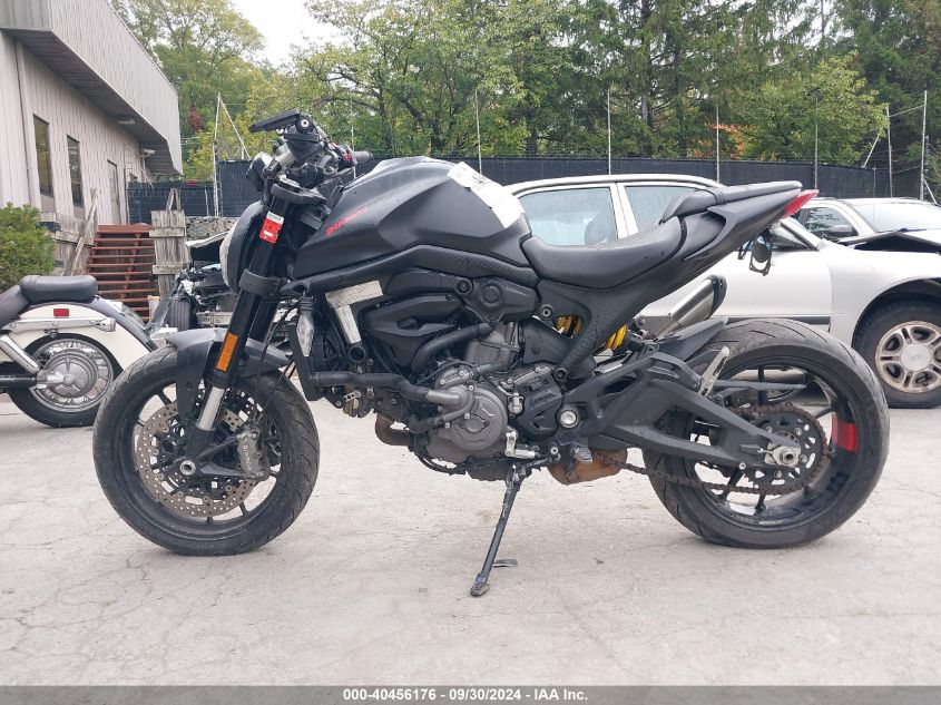 2021 Ducati Monster VIN: ZDMMAMDT4MB002150 Lot: 40456176