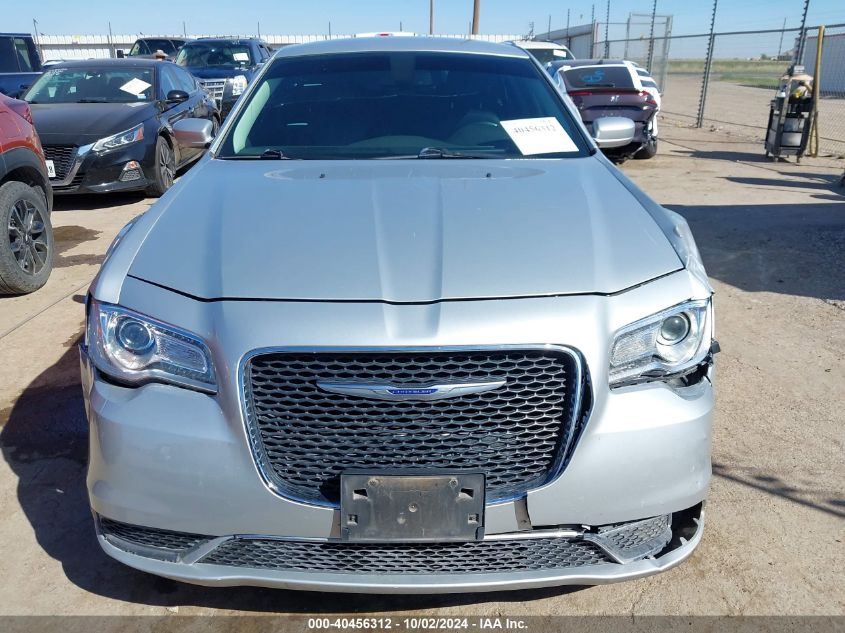 2019 Chrysler 300 Touring L VIN: 2C3CCAAG4KH666318 Lot: 40456312