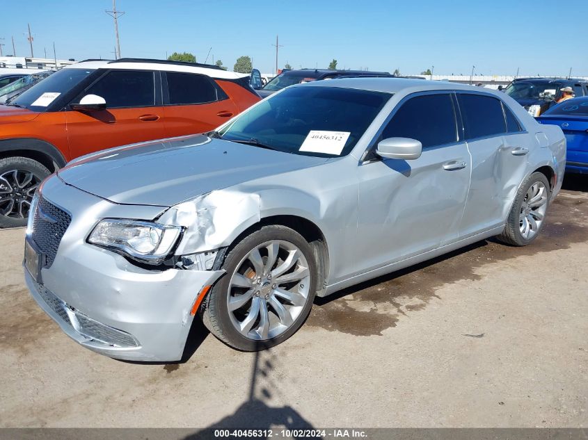 2019 Chrysler 300 Touring L VIN: 2C3CCAAG4KH666318 Lot: 40456312