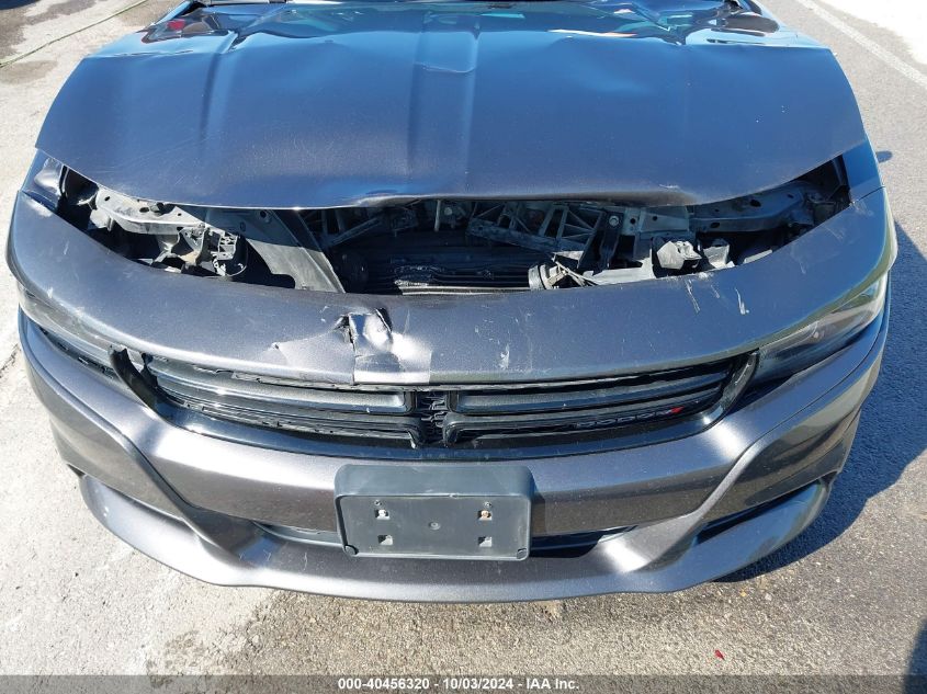 2C3CDXHGXFH724864 2015 Dodge Charger Sxt