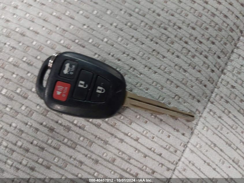 4T1BF1FK0DU219458 2013 Toyota Camry Le