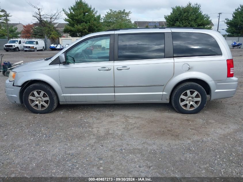 2A4RR5D12AR348218 2010 Chrysler Town & Country Touring