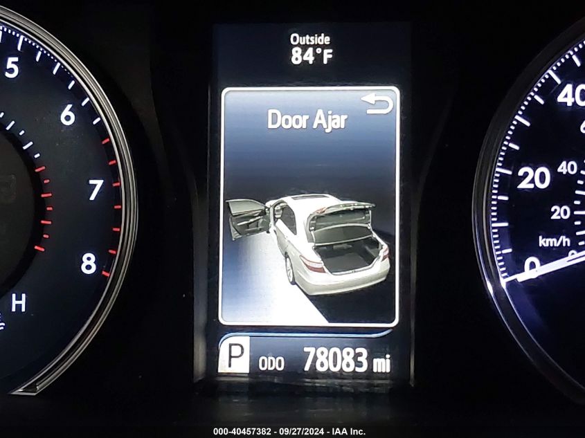 4T4BF1FK9GR556303 2016 Toyota Camry Le