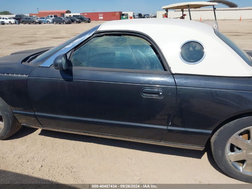 1FAHP60A62Y117490 2002 Ford Thunderbird