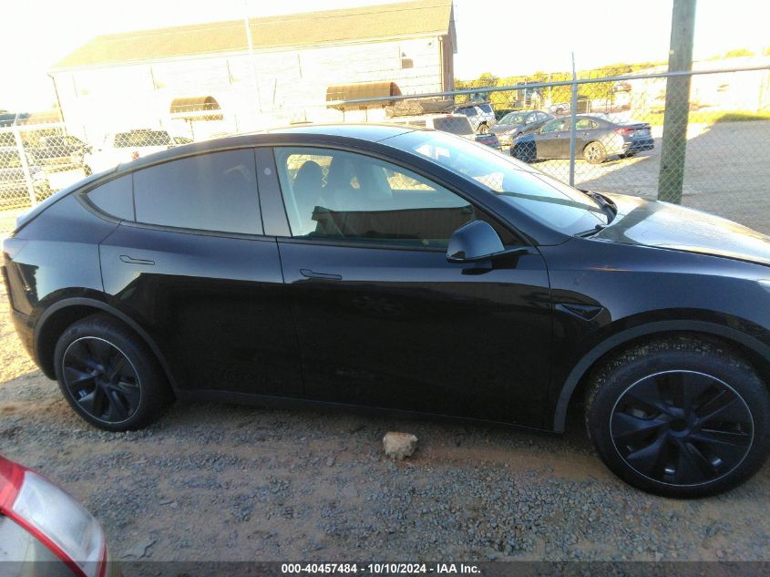 2024 Tesla Model Y Long Range Dual Motor All-Wheel Drive VIN: 7SAYGDEE9RA240138 Lot: 40457484