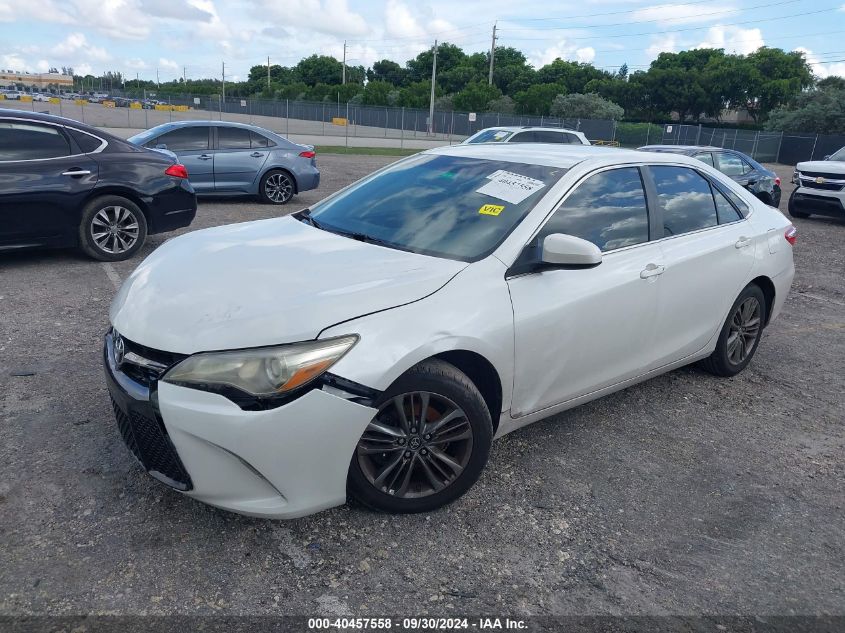 4T1BF1FK3HU415657 2017 TOYOTA CAMRY - Image 2