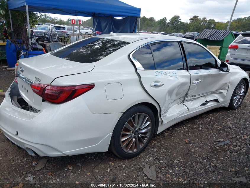 VIN JN1EV7AR7JM430697 2018 INFINITI Q50 3.0T LUXE