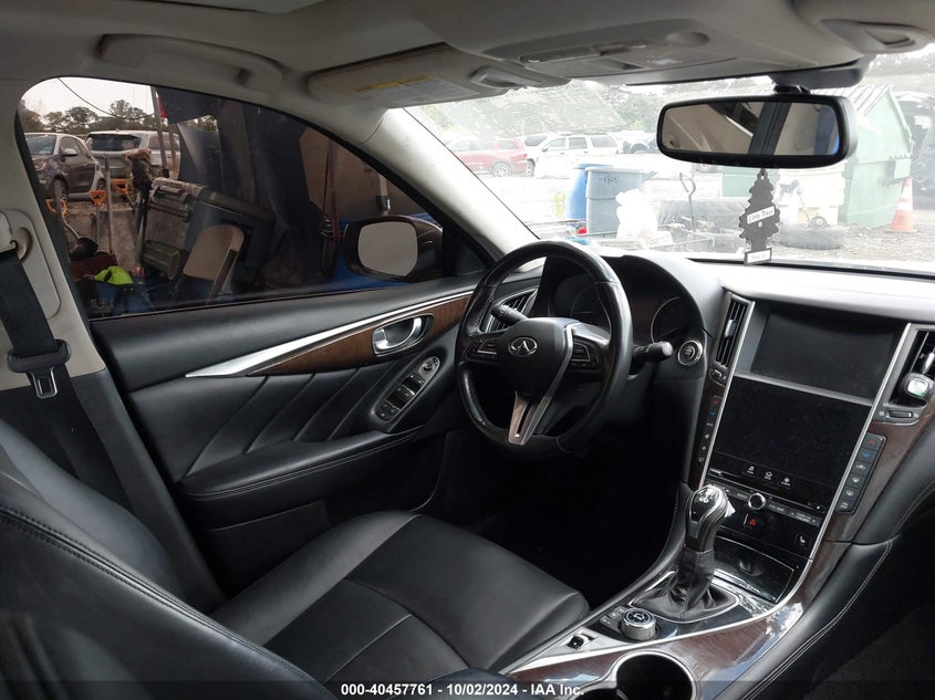 VIN JN1EV7AR7JM430697 2018 INFINITI Q50 3.0T LUXE