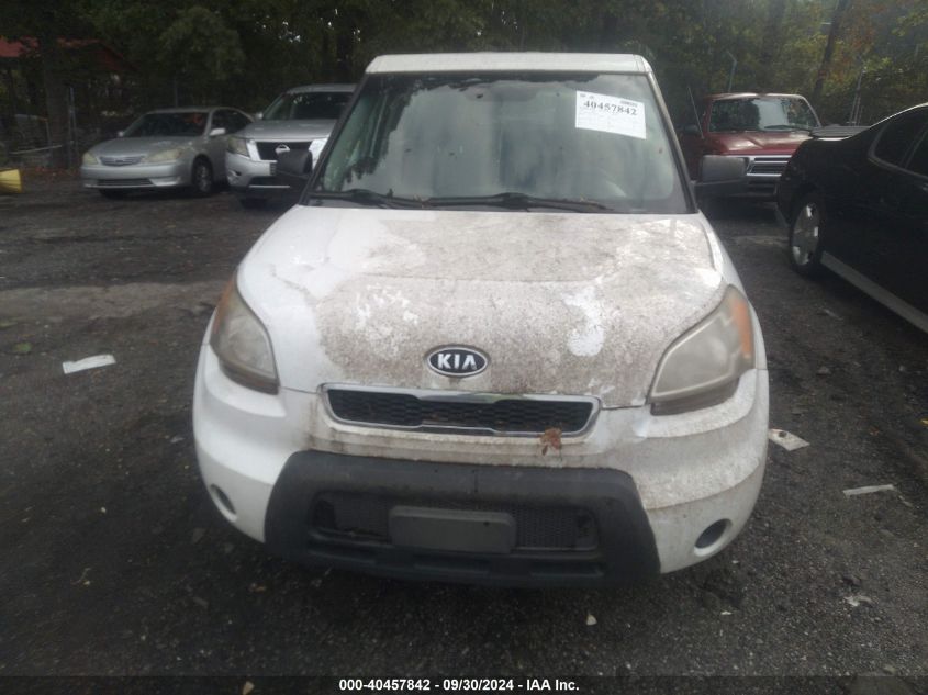 2011 Kia Soul VIN: KNDJT2A11B7261811 Lot: 40457842