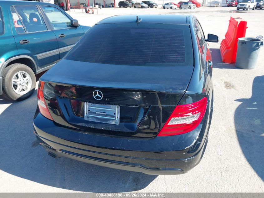 2014 Mercedes-Benz C 250 Luxury/Sport VIN: WDDGF4HB9EG198138 Lot: 40458198