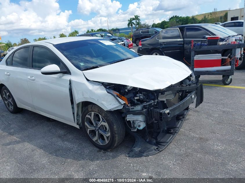 2021 Kia Forte Lxs VIN: 3KPF24AD1ME365572 Lot: 40458275