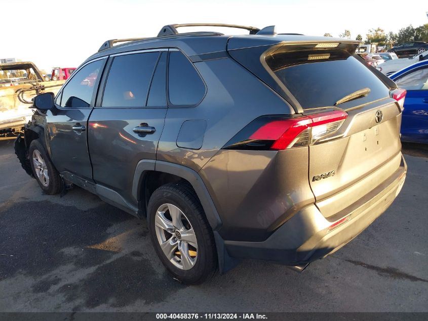 VIN 2T3W1RFV4MW146448 2021 Toyota RAV4, Xle no.3