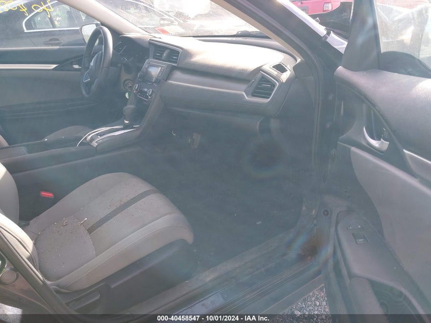 VIN 19XFC2F51HE209640 2017 HONDA CIVIC LX