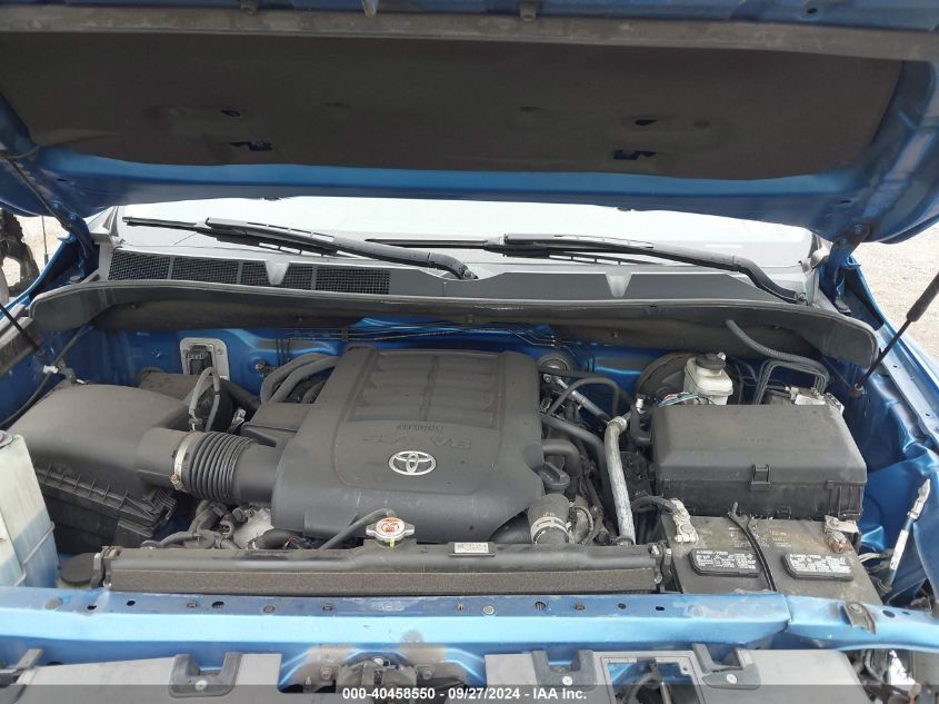 5TFDY5F19JX700633 2018 Toyota Tundra Sr5 5.7L V8