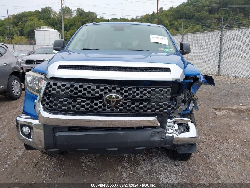 2018 Toyota Tundra Sr5 5.7L V8 VIN: 5TFDY5F19JX700633 Lot: 40458550