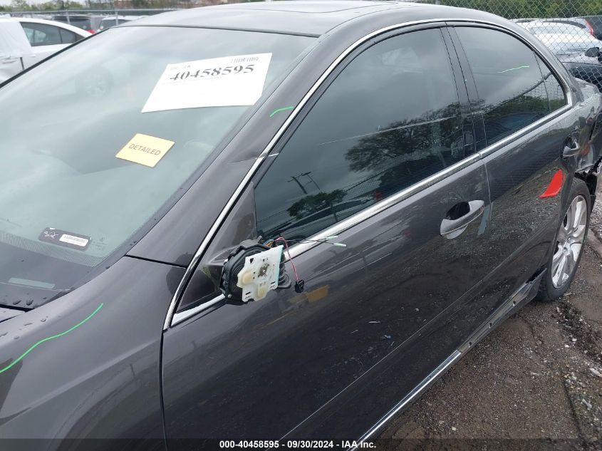 JH4KB2F63AC001328 2010 Acura Rl