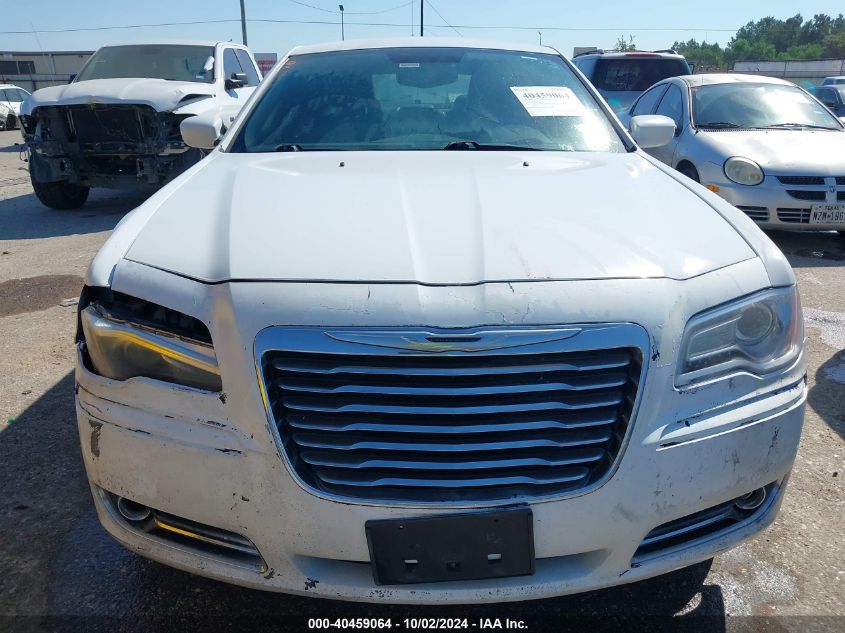 2C3CCAAG8DH588824 2013 Chrysler 300 Motown