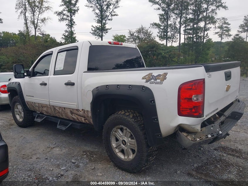 2013 CHEVROLET SILVERADO 1500 VIN: 3GCPKREA1DG260052