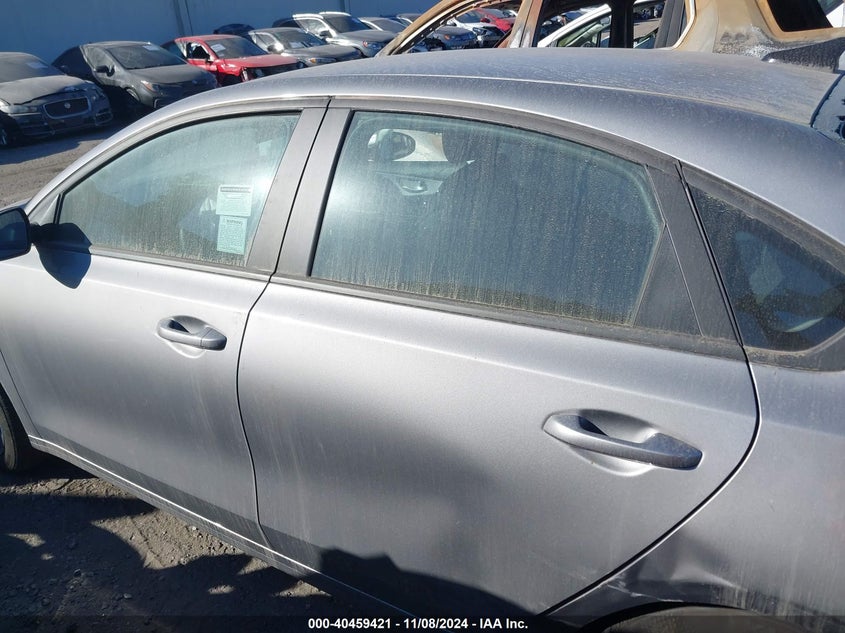 VIN 3KPF24AD1PE672048 2023 KIA FORTE LXS