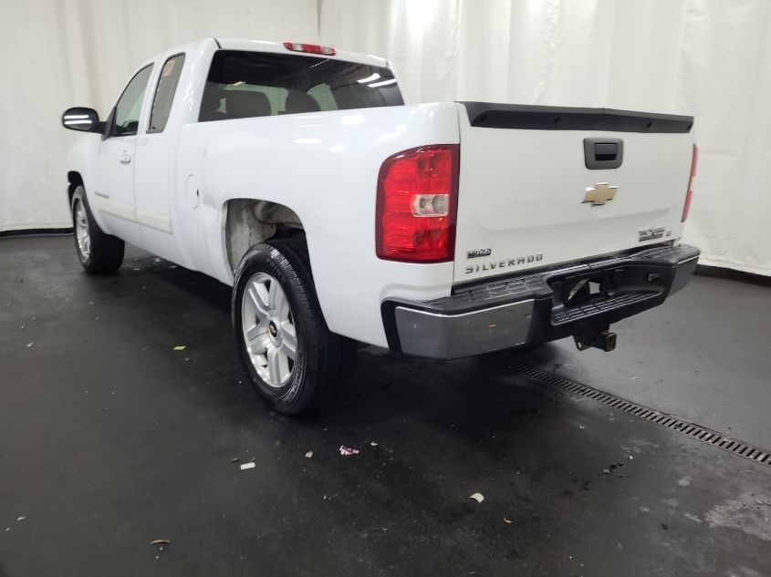 2008 Chevrolet Silverado C1500 VIN: 2GCEC190381297819 Lot: 40459443