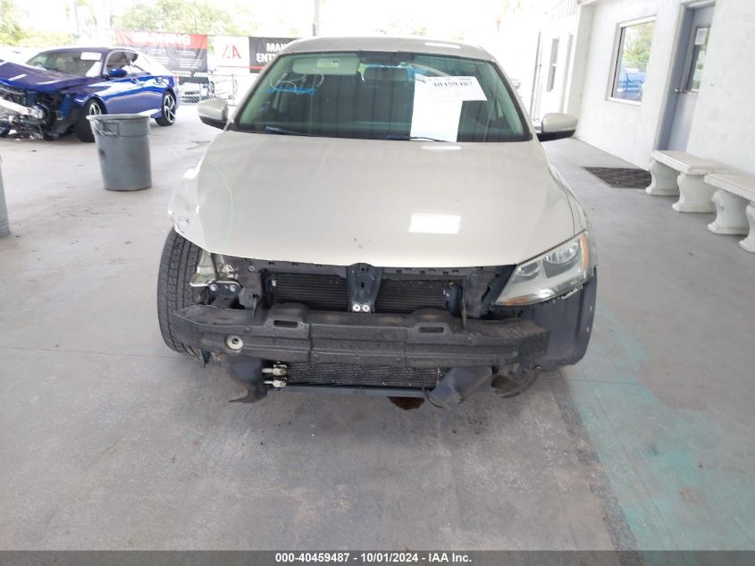 3VWDP7AJ2CM332713 2012 Volkswagen Jetta Se