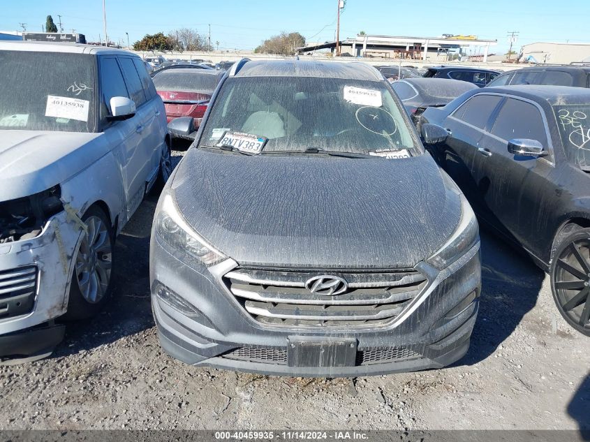 KM8J33A40JU682690 2018 Hyundai Tucson Sel