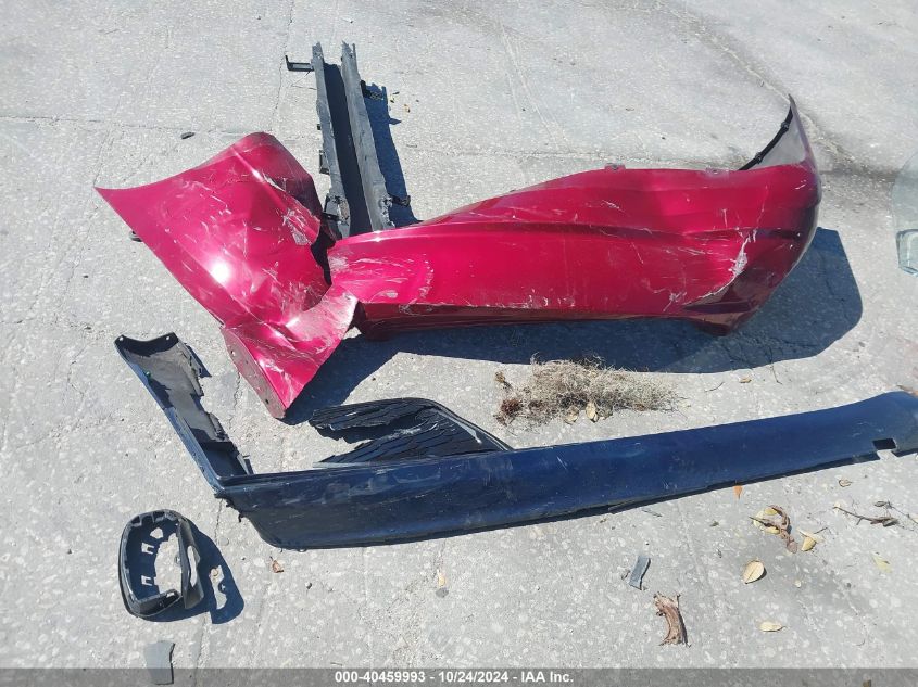 2005 Hyundai Elantra Gls/Gt VIN: KMHDN46D15U946995 Lot: 40459993