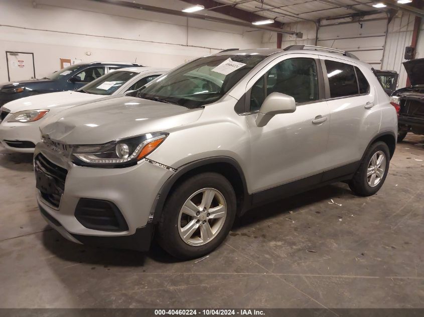 VIN KL7CJLSB4HB075615 2017 Chevrolet Trax, LT no.2