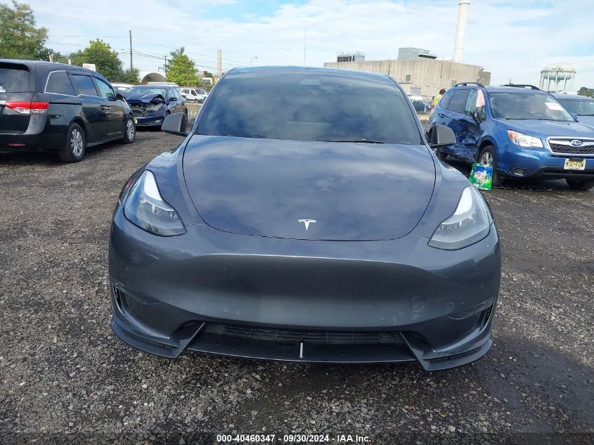 2022 Tesla Model Y Performance Dual Motor All-Wheel Drive VIN: 7SAYGDEF6NF456583 Lot: 40460347