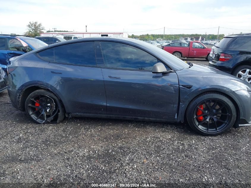 2022 Tesla Model Y Performance Dual Motor All-Wheel Drive VIN: 7SAYGDEF6NF456583 Lot: 40460347