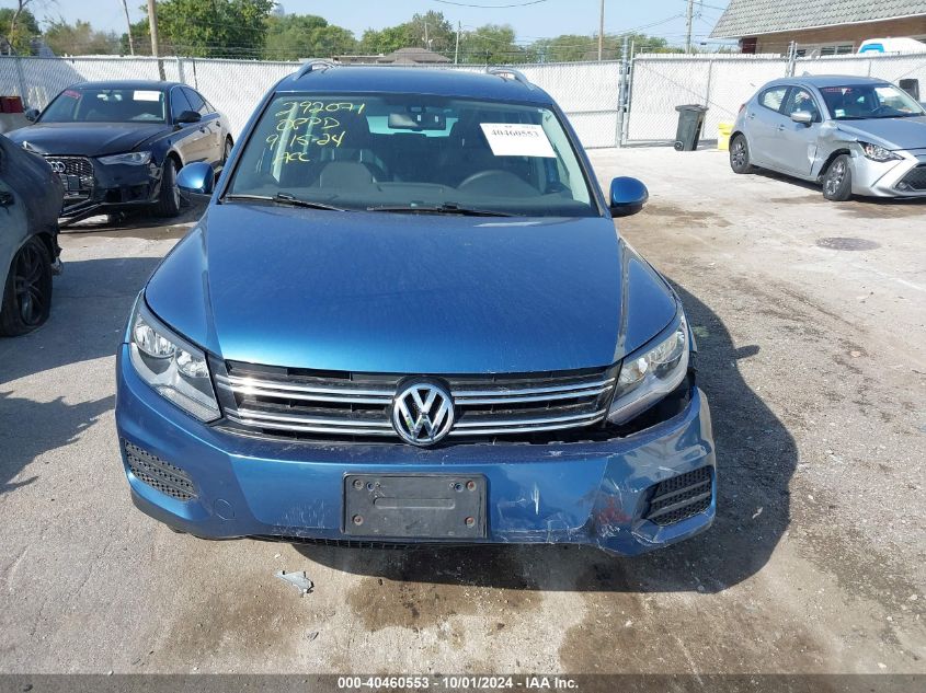 WVGSV7AX4HK026322 2017 Volkswagen Tiguan Wolfsburg