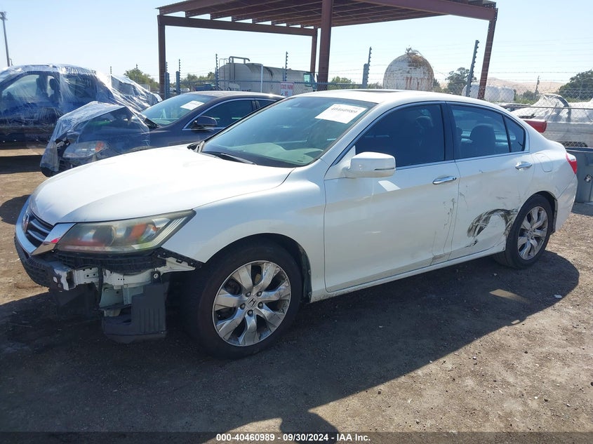 2015 HONDA ACCORD VIN: 1HGCR3F8XFA002571