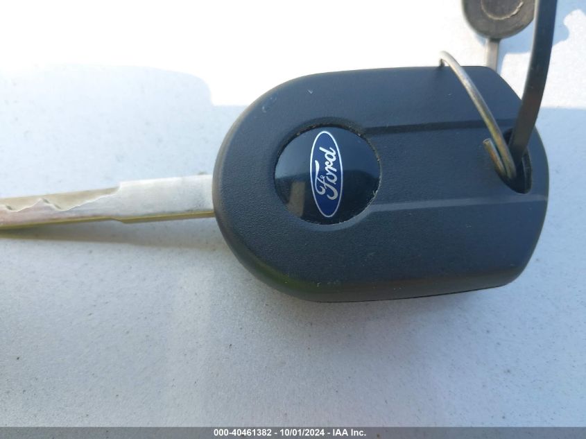 1FMCU9HD3JUA95821 2018 Ford Escape Sel