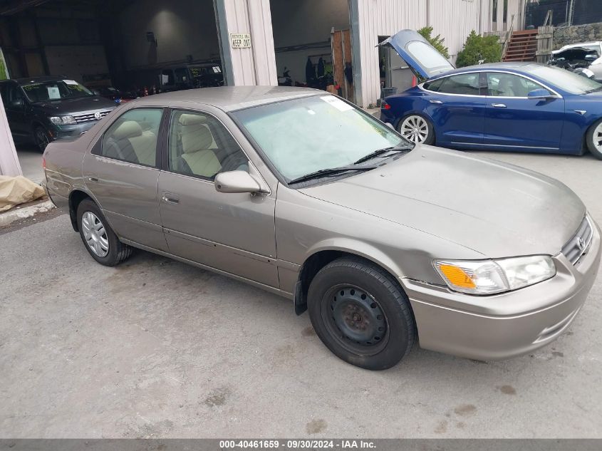 2001 Toyota Camry Ce/Le/Xle VIN: 4T1BG22K71U084399 Lot: 40461659