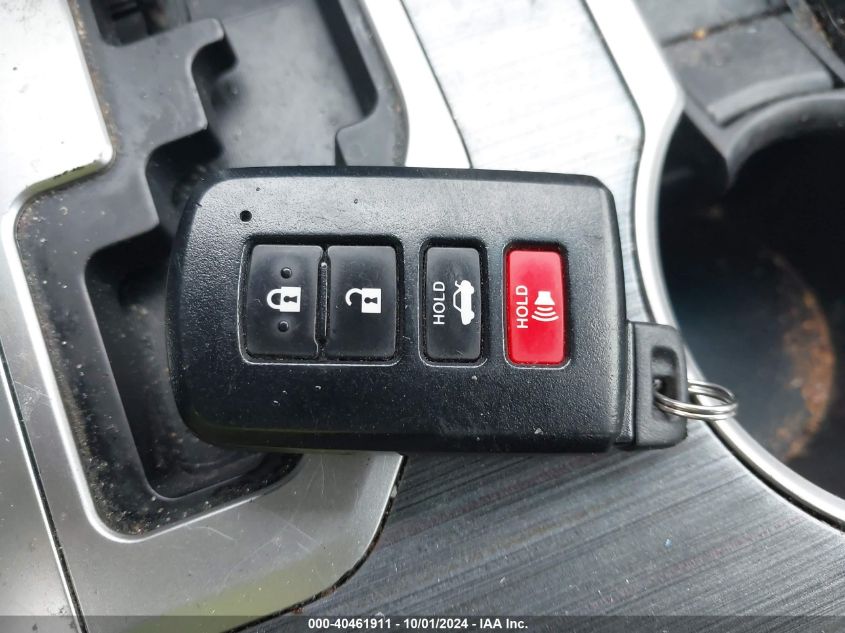 4T1BD1FK9EU124792 2014 Toyota Camry Hybrid Xle