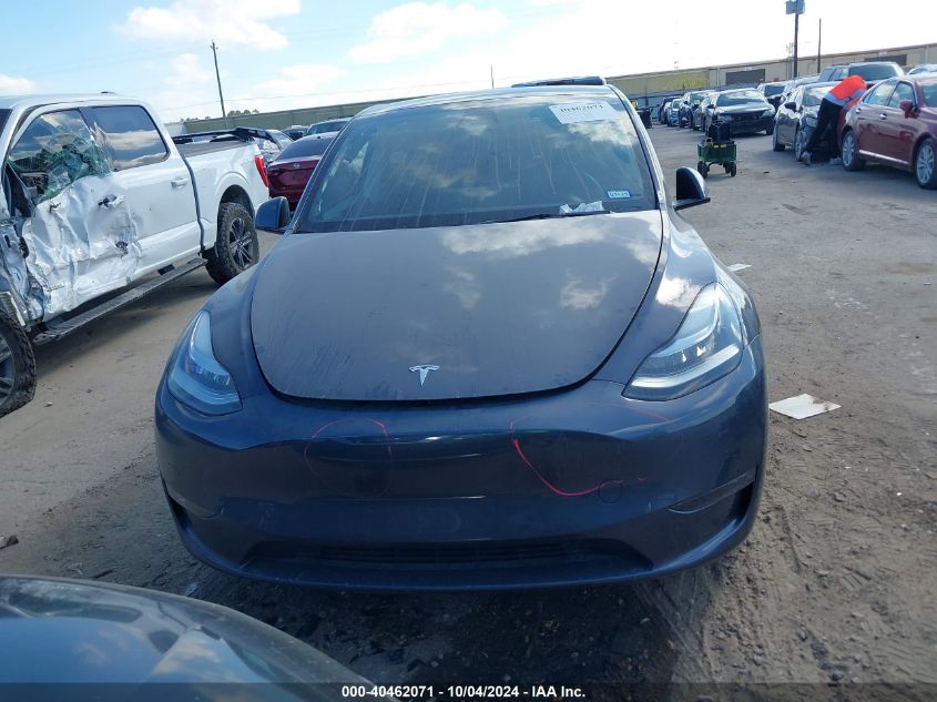 2022 Tesla Model Y Long Range Dual Motor All-Wheel Drive VIN: 7SAYGAEE9NF337495 Lot: 40462071