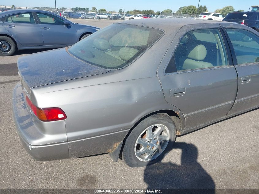 1999 Toyota Camry Le/Xle VIN: 4T1BF28K0XU076616 Lot: 40462235