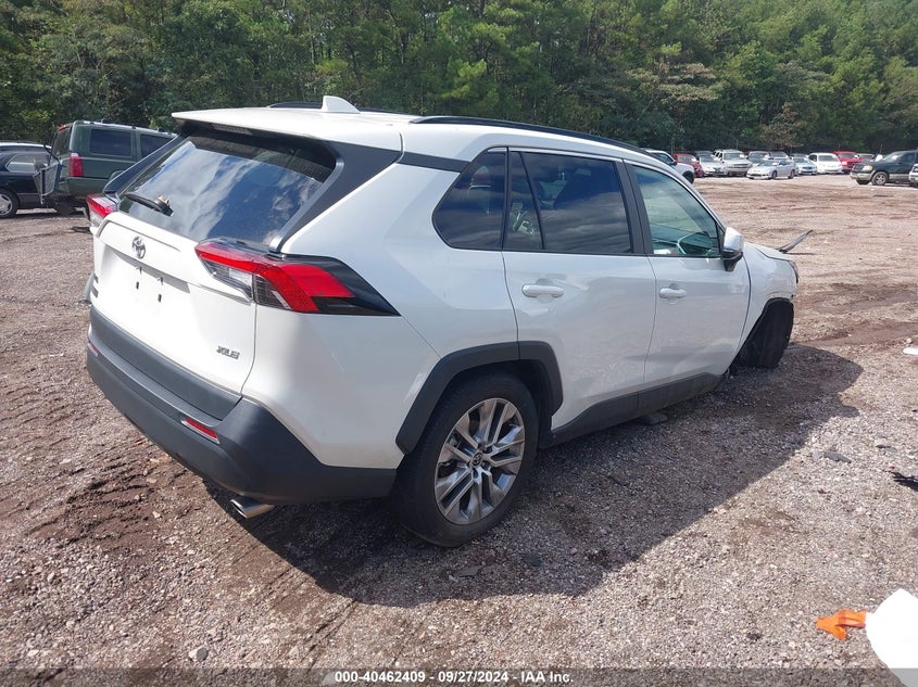 VIN 2T3C1RFV0NW235955 2022 TOYOTA RAV4 XLE PREMIUM