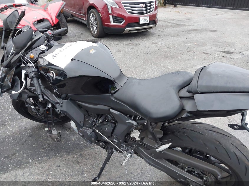 VIN JYARM38Y7RA003102 2024 YAMAHA YZFR7