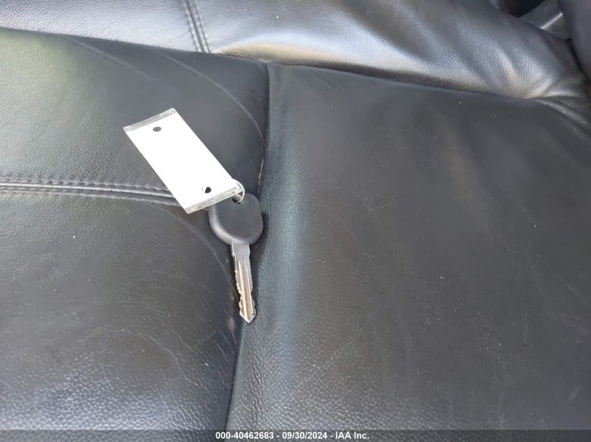 3GCPKSE34BG325983 2011 Chevrolet Silverado 1500 K1500 Lt