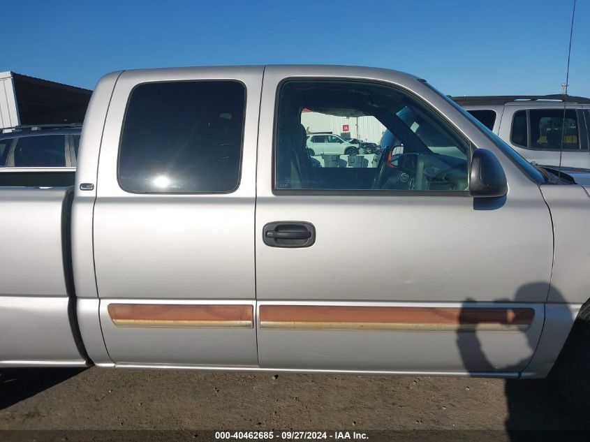 2004 Chevrolet Silverado 1500 Ls VIN: 2GCEC19V041127844 Lot: 40462685